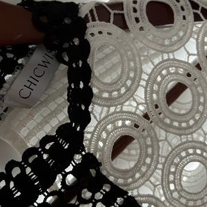 Gorgeous lace blouse  , worn only once . No smell , no lose threads